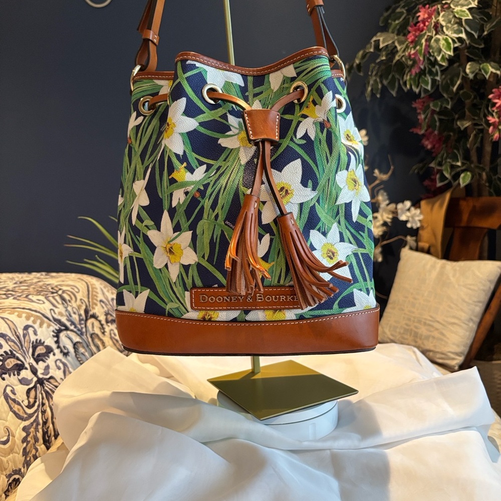 Dooney & Bourke Bucket Bag